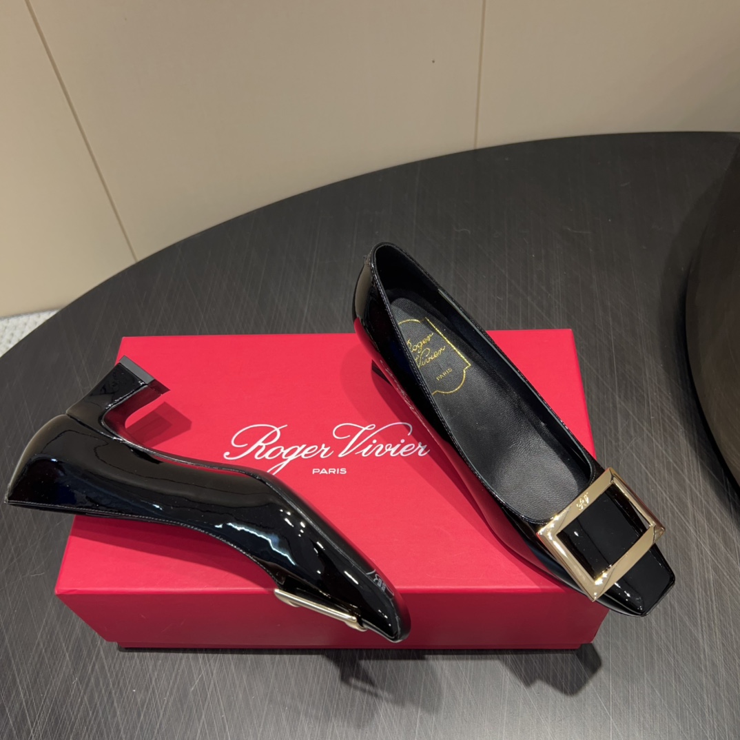 Women's high heels